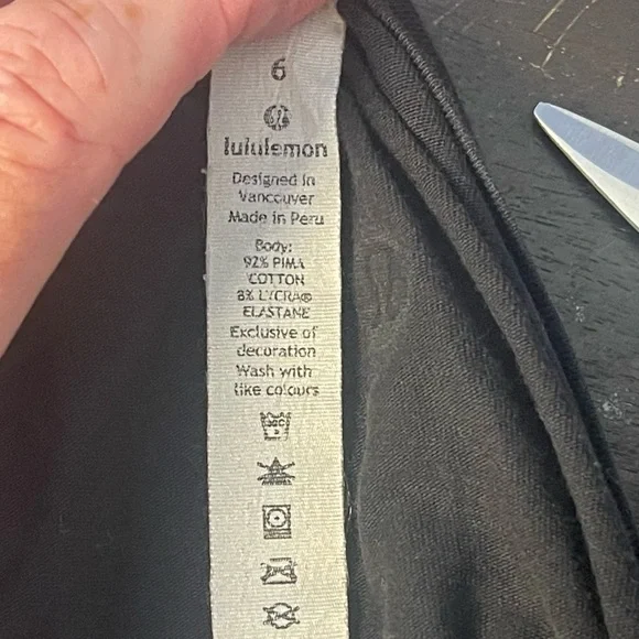 lululemon athletica Black Tie Front Muscle Tee, activewear, active, gym, 6 - Picture 2 of 6